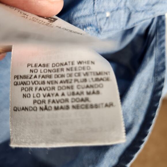 Levi's Pleated Tunic Top Women's Size Medium Chambray Roll Tab Hem 3/4 Sleeve - Picture 13 of 14